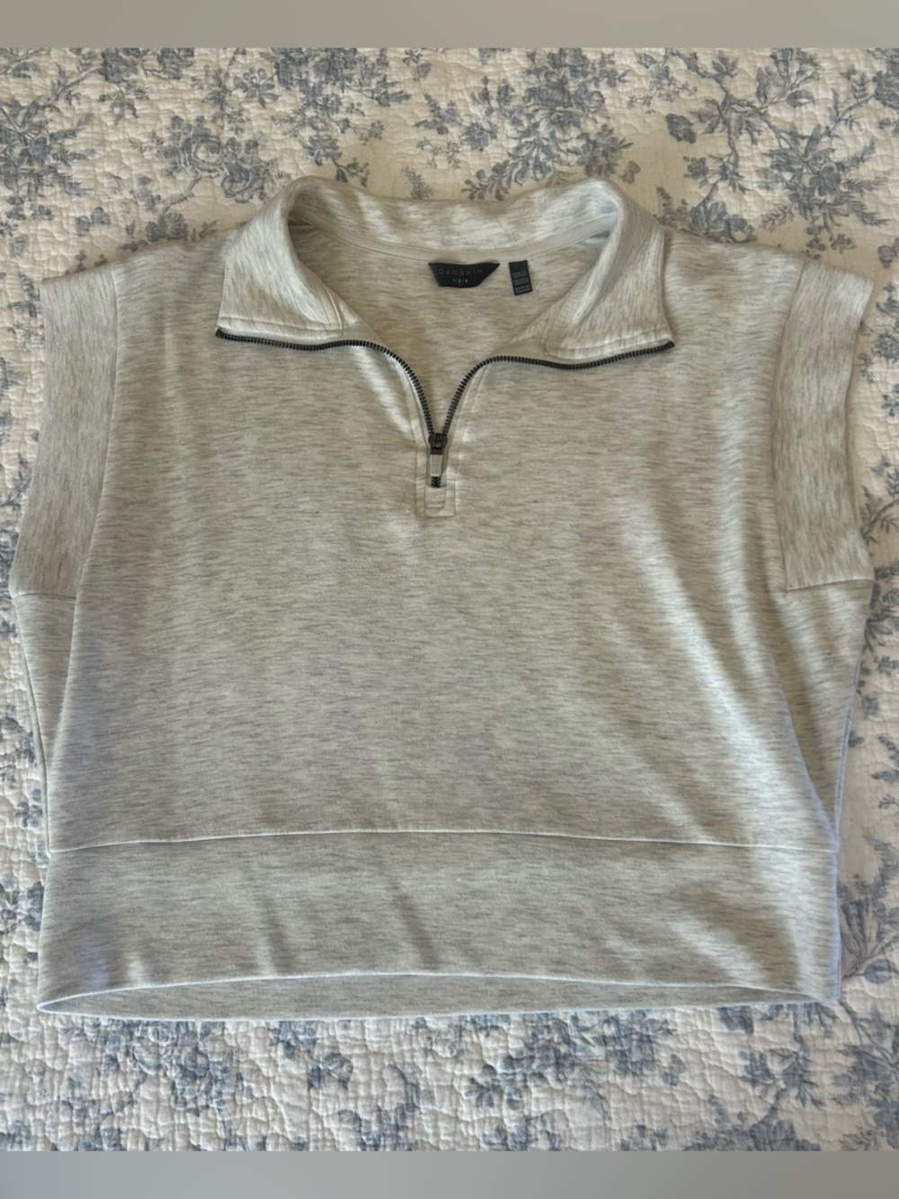 Women's Sporty Collard Vest